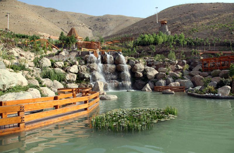پارک آبشار در تهران