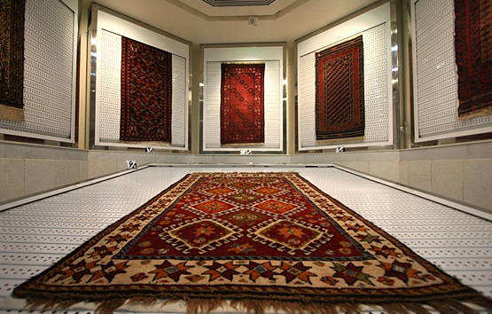 فضای داخلی موزه فرش ایران