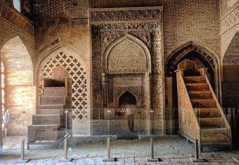مسجد جامع اصفهان کجاست