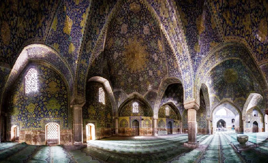 مسجد امام شاه اصفهان در ضلع جنوبی میدان نقش جهان دوستداران ایران