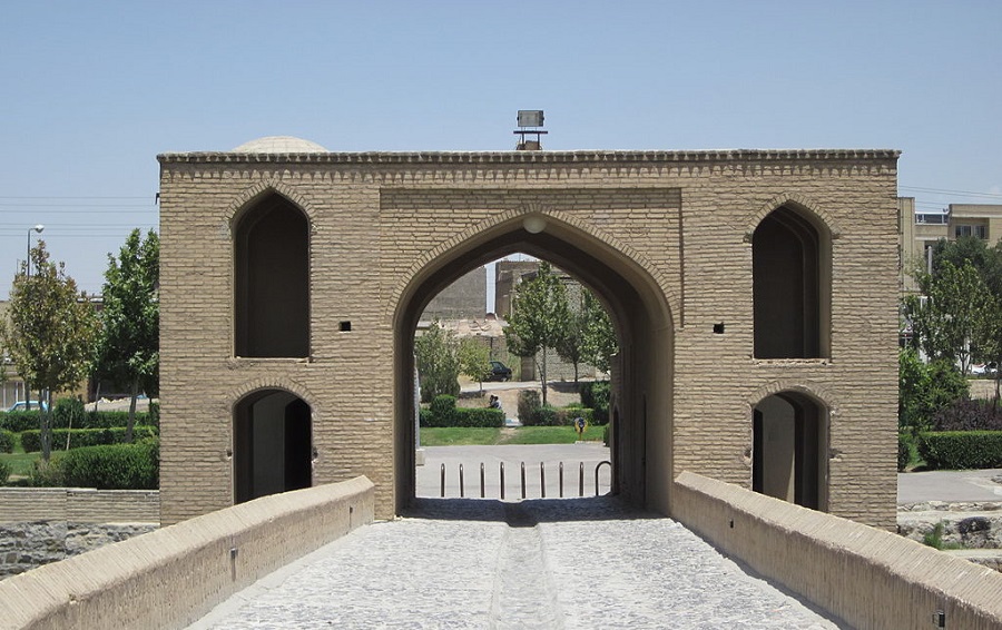 پل شهرستان در اصفهان