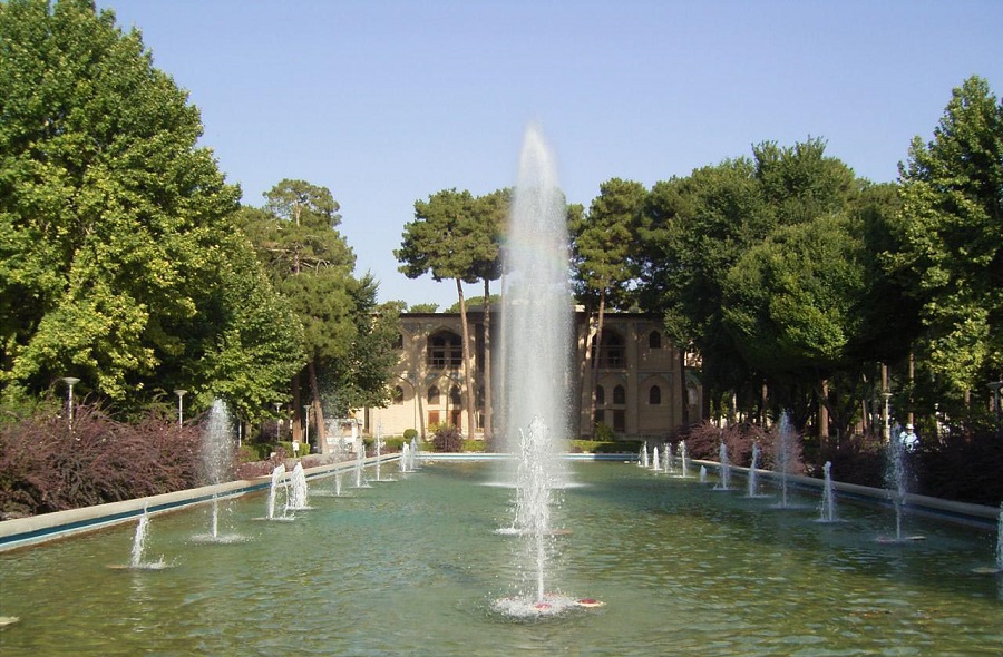 کاخ هشت‌بهشت در اصفهان
