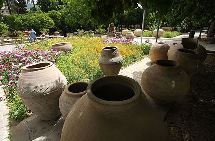 محوطه موزه پارس شیراز